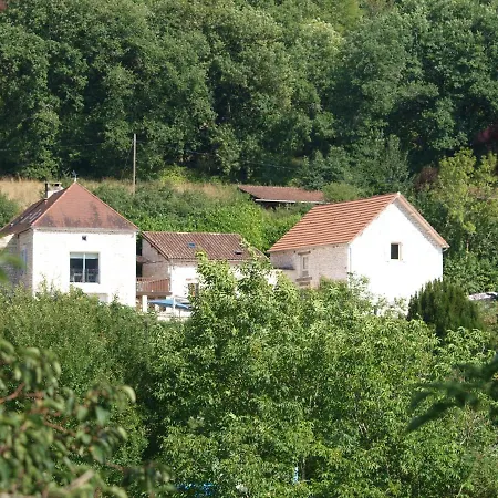 Semesterbostad Domaine Des Pierres Blanches - La Salamandre Carlux