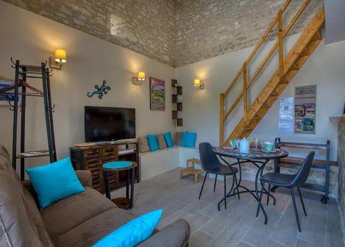 Domaine Des Pierres Blanches - La Salamandre Casa vacanze *