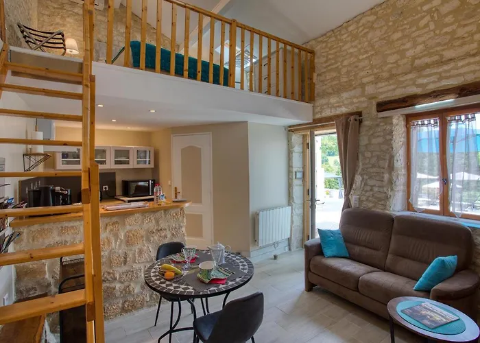 Domaine Des Pierres Blanches - La Salamandre 펜션